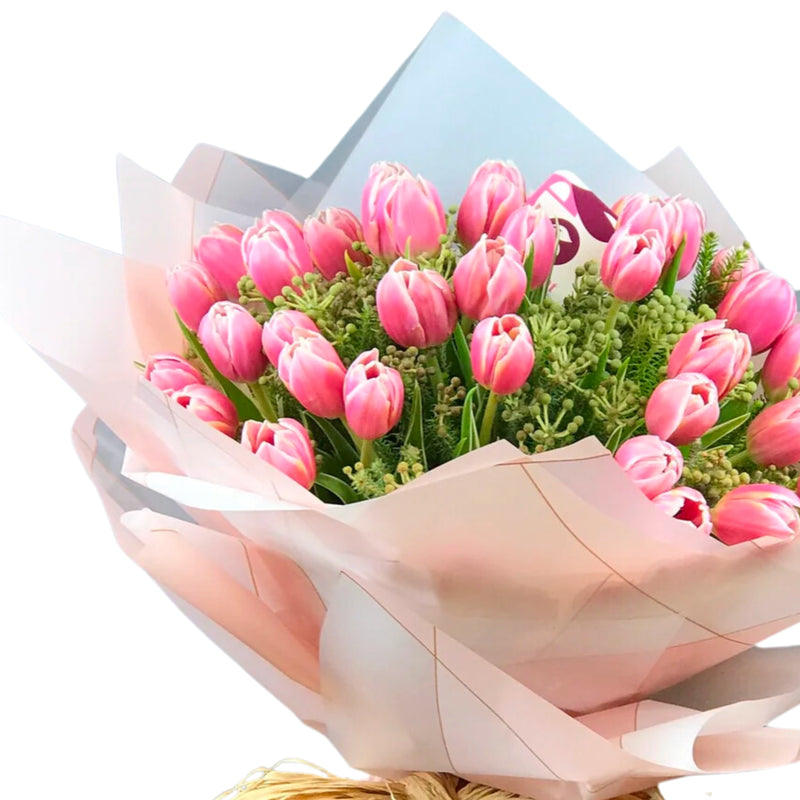 Pink tulip bouquet