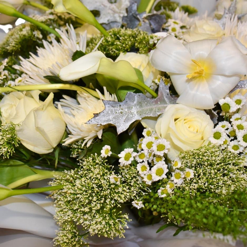 Special bouquet of white roses