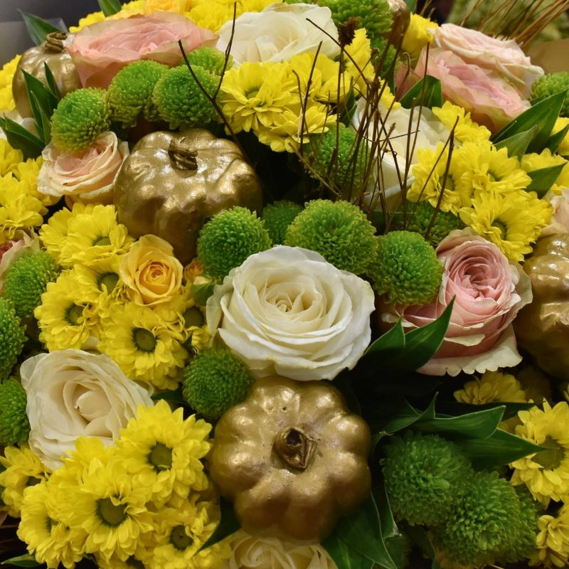 Special bouquet of Yellow and pink roses