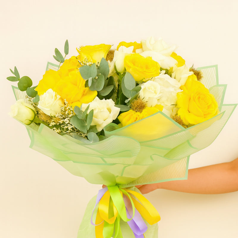 Bouquet of Yellow and White Roses