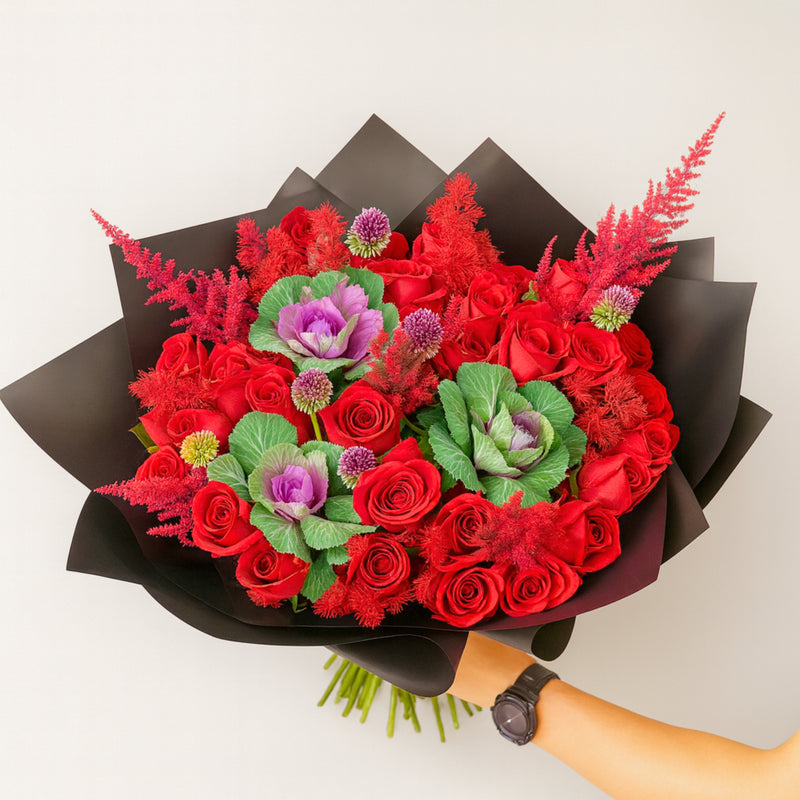 Elegant Bouquet of Red Roses