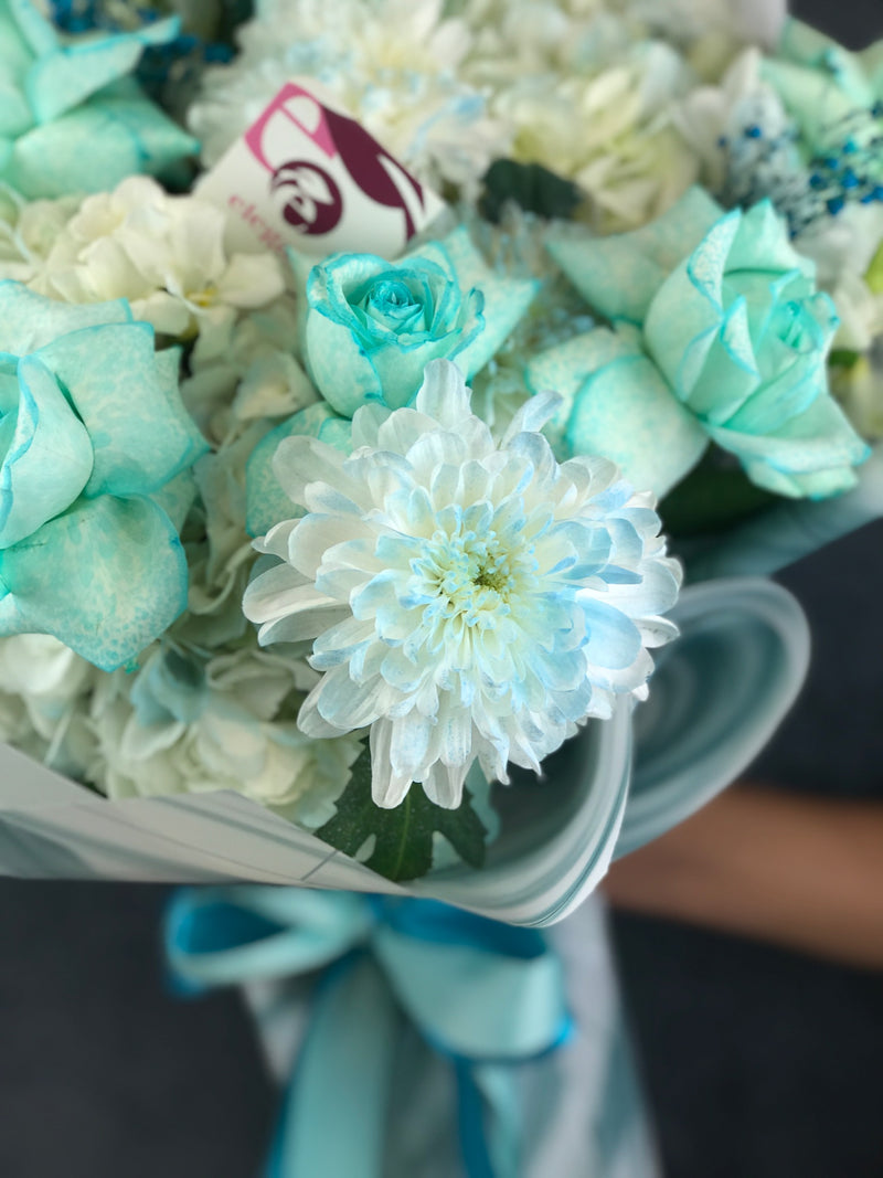 Bouquet of Roses , Hydrangea and mixed flowers